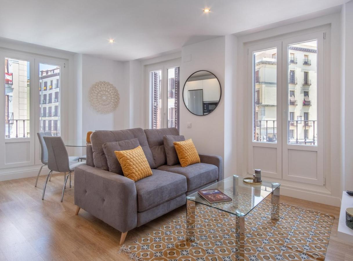 Charming Apartment For 4 Steps Away From Mercado De San Miguel , Calle Mayor IV Madrid Exterior photo