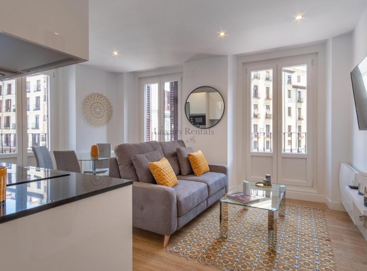 Charming Apartment For 4 Steps Away From Mercado De San Miguel , Calle Mayor IV Madrid Exterior photo