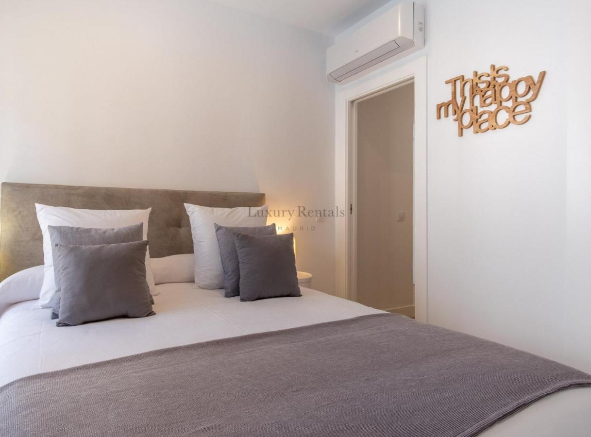 Charming Apartment For 4 Steps Away From Mercado De San Miguel , Calle Mayor IV Madrid Exterior photo