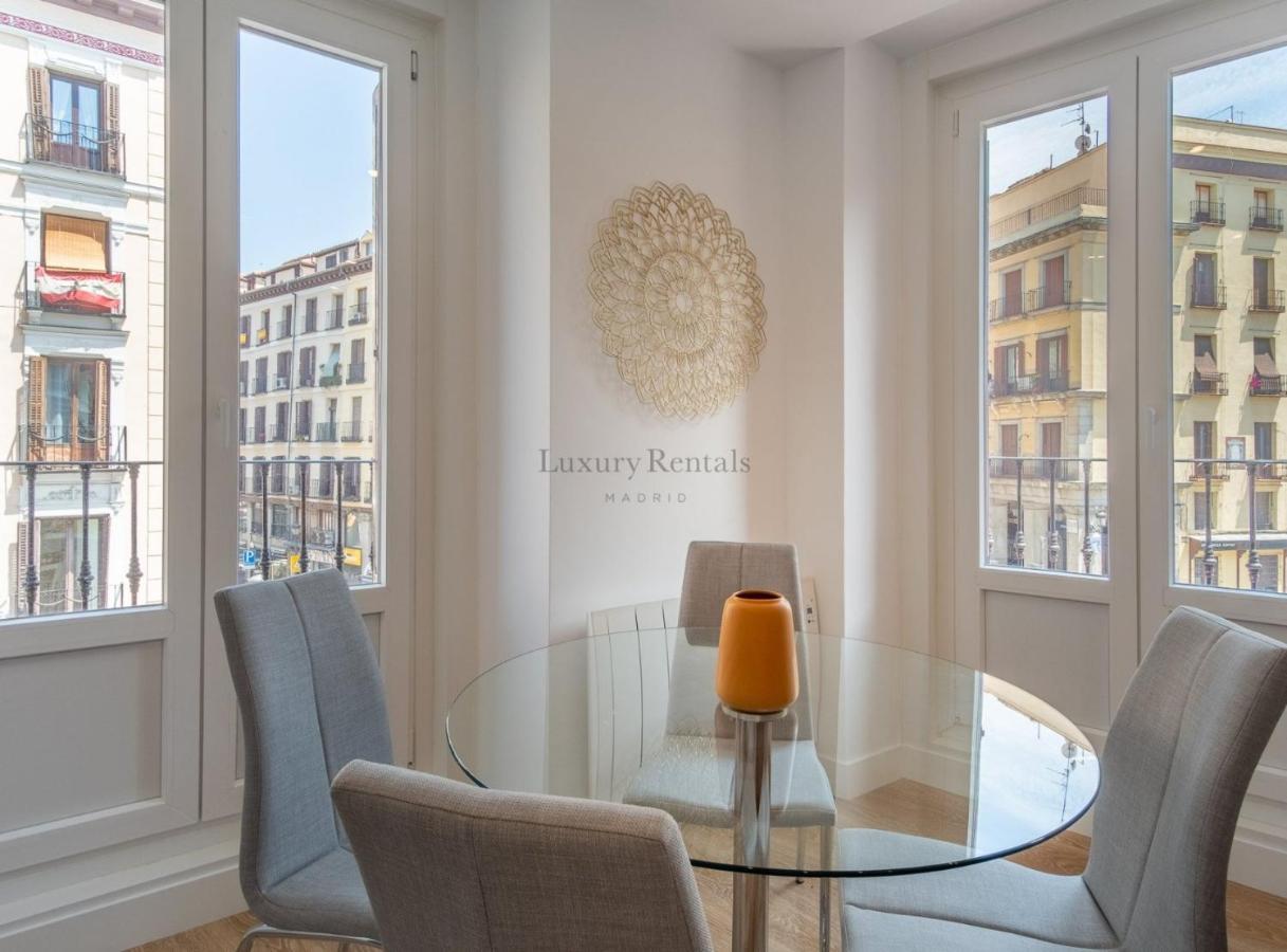 Charming Apartment For 4 Steps Away From Mercado De San Miguel , Calle Mayor IV Madrid Exterior photo